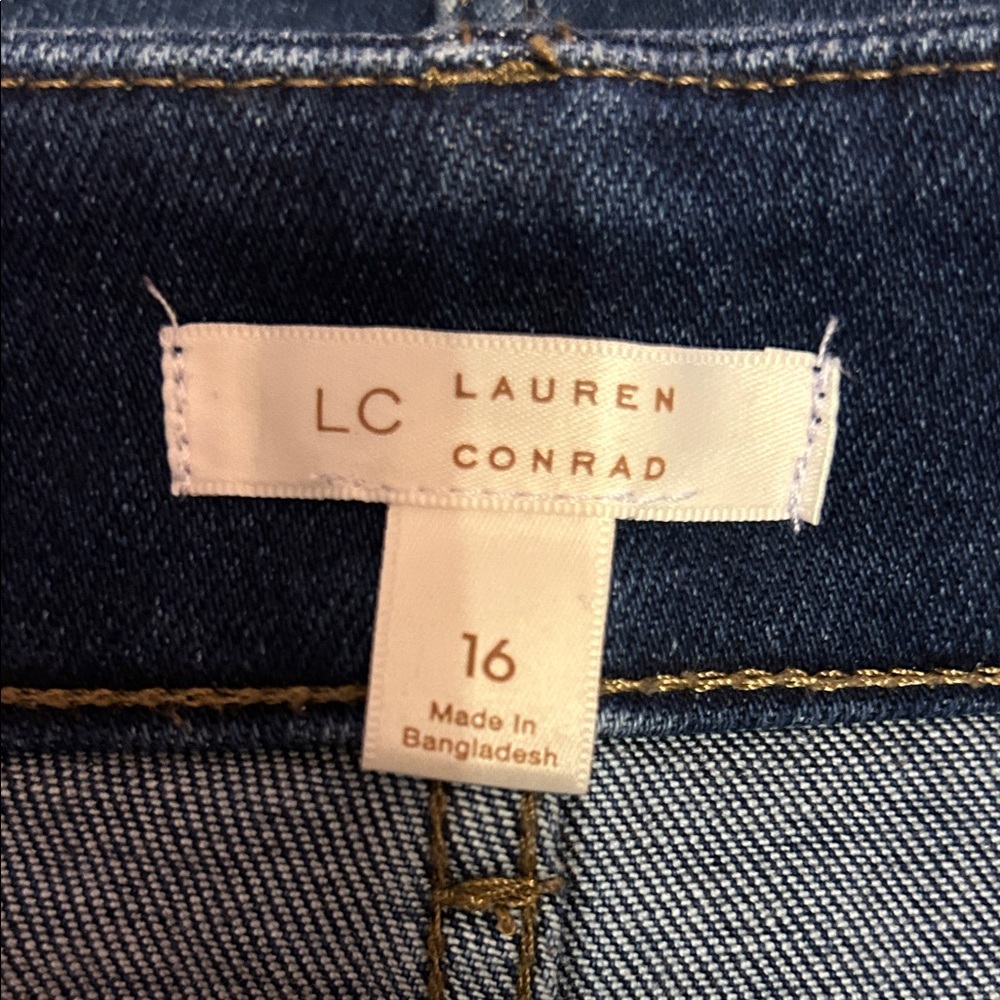 LC Lauren Conrad Dark Blue Denim Shorts - Picture 4 of 4
